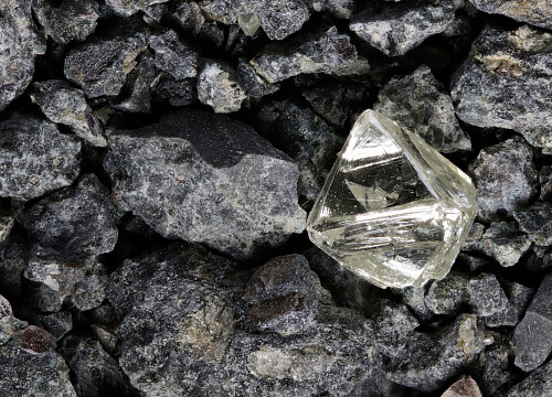 African governments make significant progress in the development of diamond sector