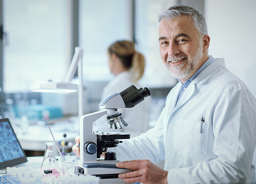 Iranian scientist unveils innovative method for early cancer detection