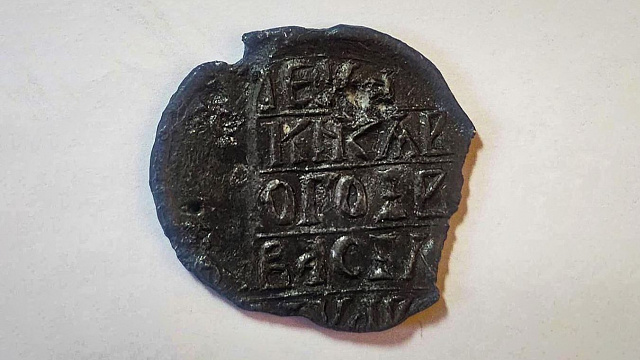 Archaeologists discover grand-ducal seal from time of Ivan III in Moscow