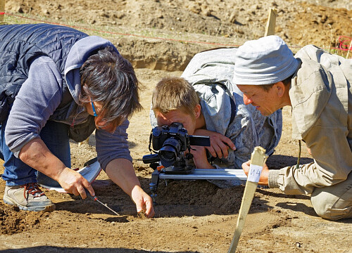 UAE unearths 80,000-year-old stone tools that redefine early human history in Arabia