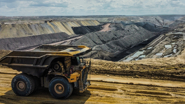 Zimbabwe’s mineral exports surge 27% in first half of 2025