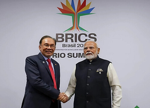 Prime Ministers of India and Malaysia discuss trade, investment, and regional cooperation