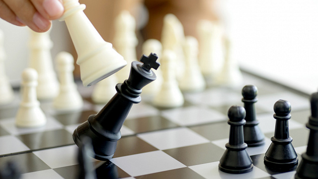 Iranian grandmaster wins Russian Karpov International Chess Tournament